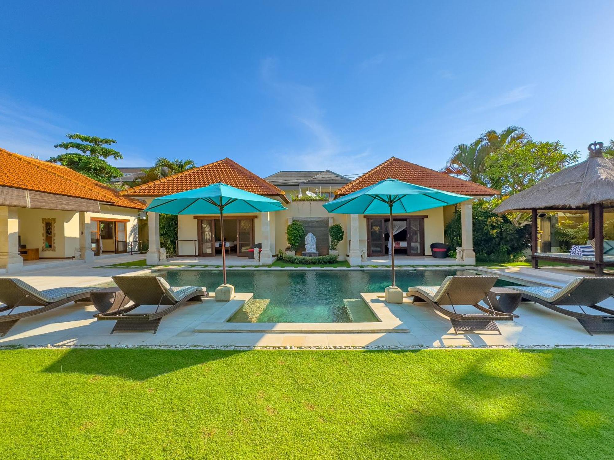 Bugis Drupadi Villa Seminyak (Bali)